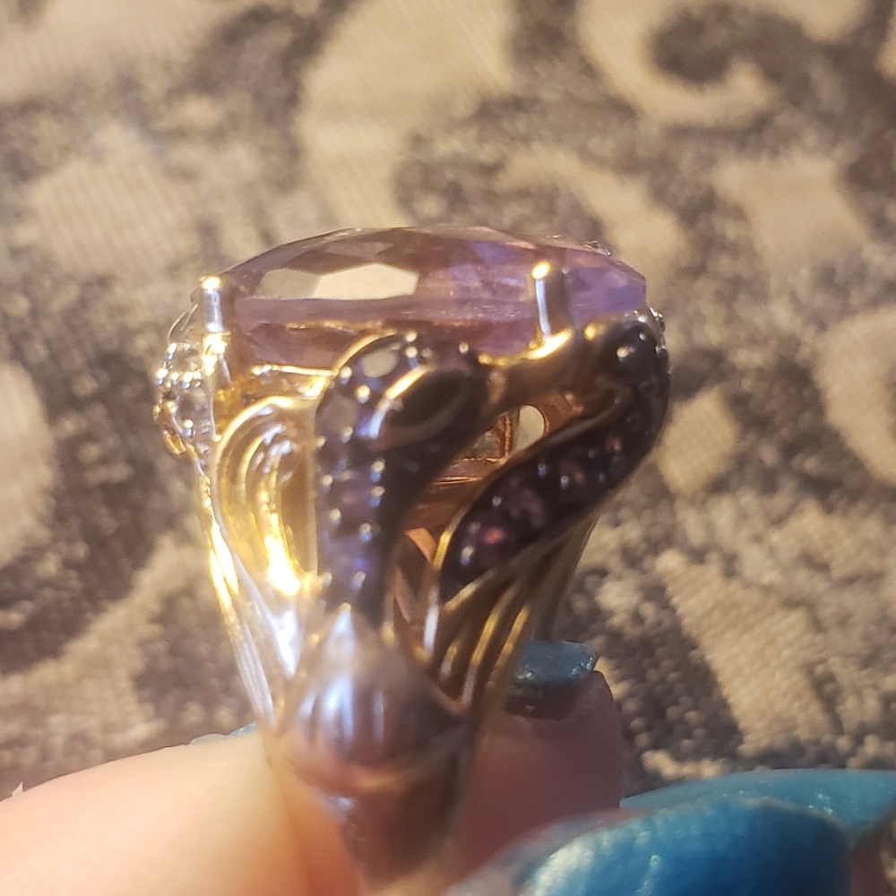 Host Pick Amazing Victoria Wieck Rose De France Amethyst swan Ring Rare - Picture 8 of 11